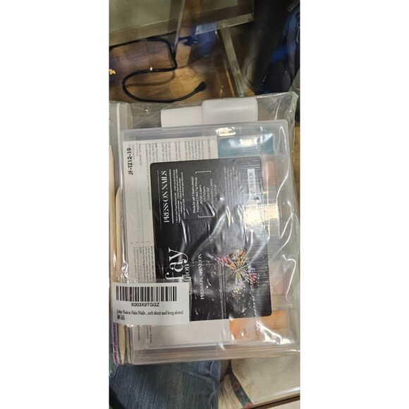 Jofay Press On Nails 12 Color French Tip Set - Picture 4 of 5